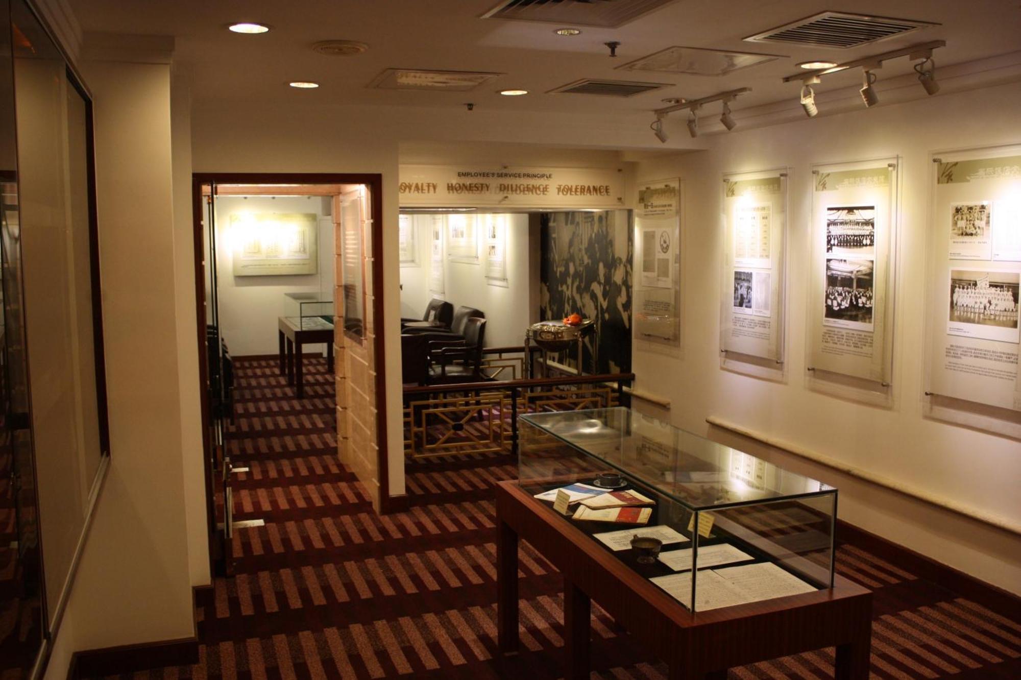 Jin Jiang Park Hotel Шанхай Екстериор снимка