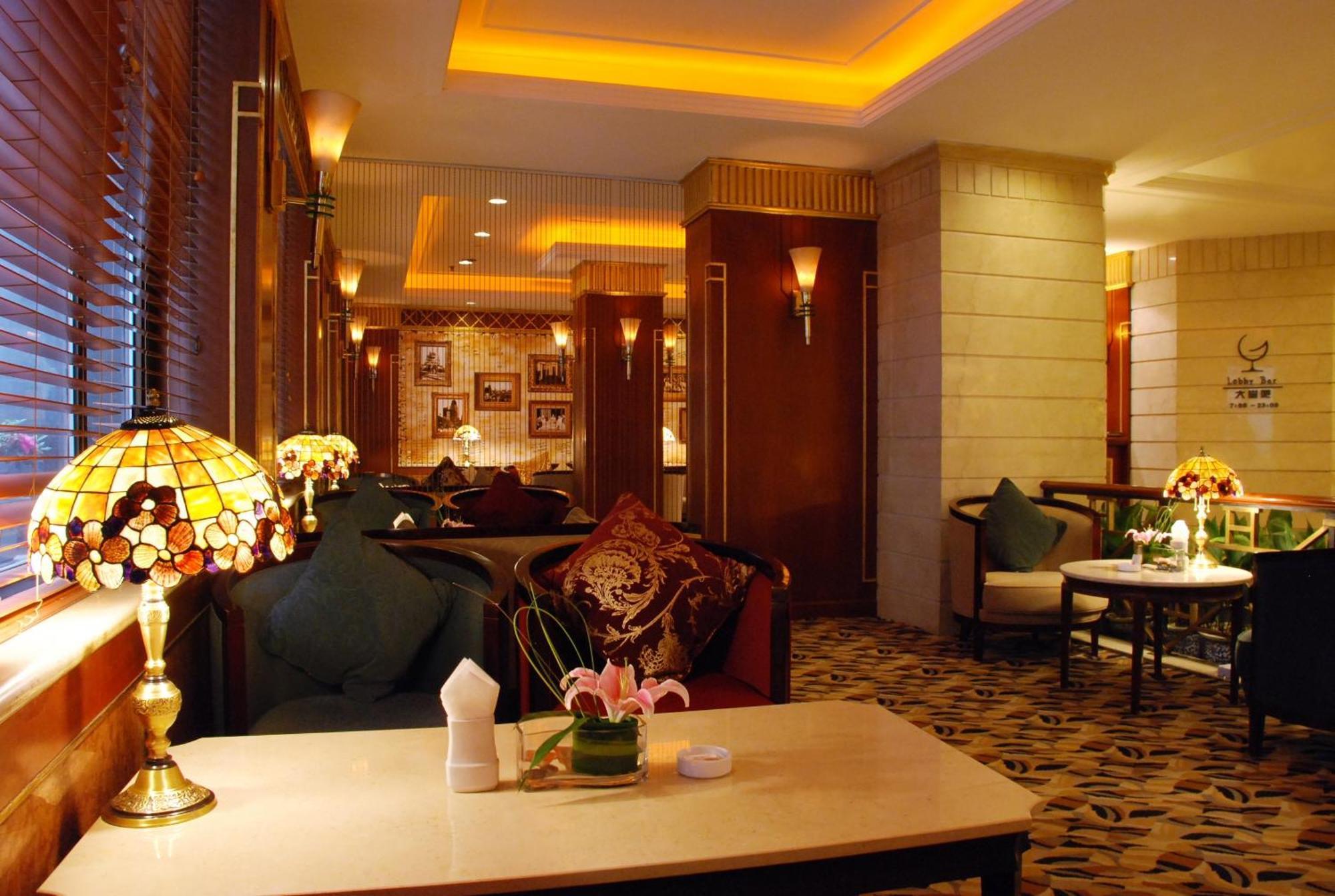 Jin Jiang Park Hotel Шанхай Екстериор снимка