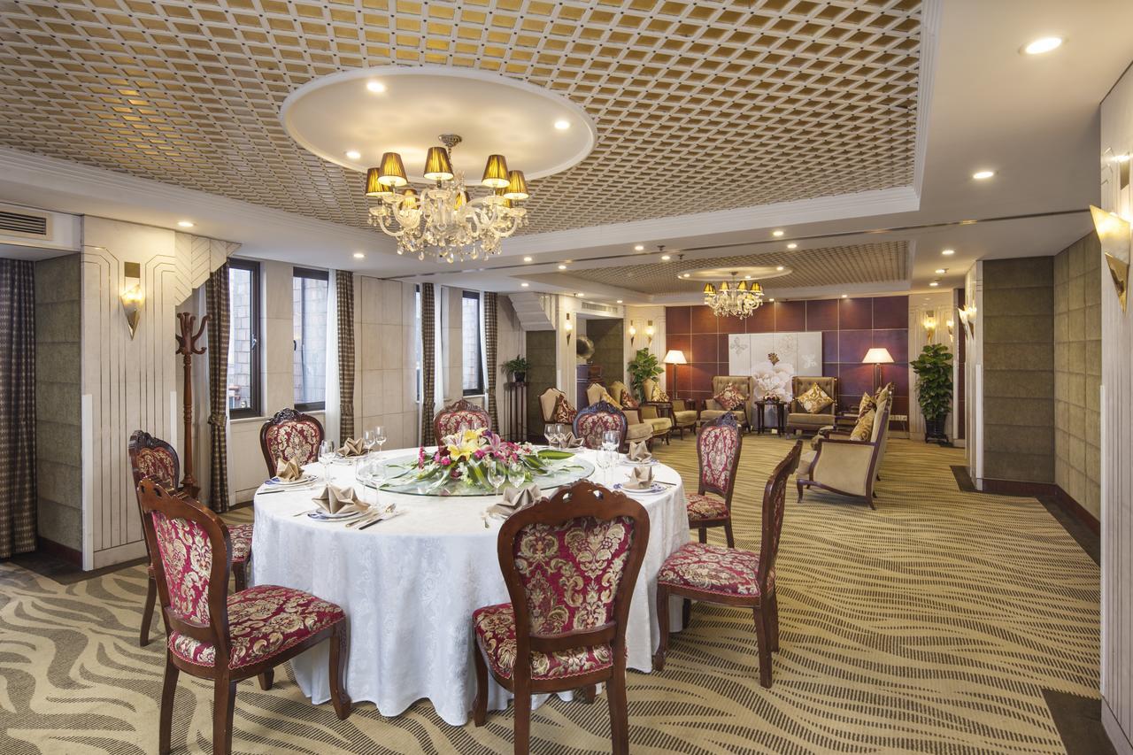Jin Jiang Park Hotel Шанхай Екстериор снимка