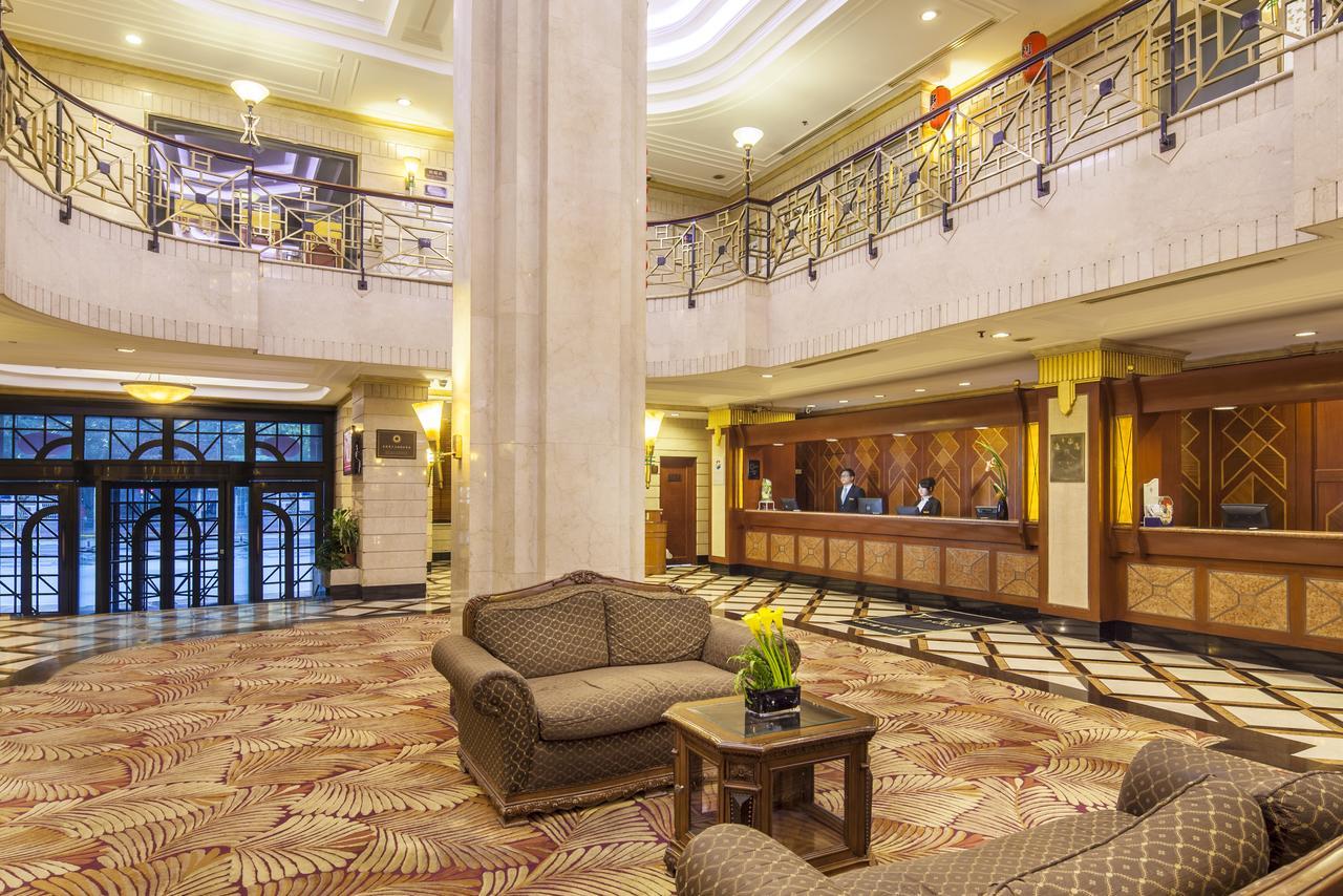 Jin Jiang Park Hotel Шанхай Екстериор снимка
